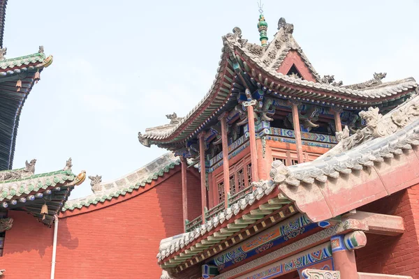 ШАНСИ, КИТАЙ - 30 августа 2015 года: Башня Гуанди. знаменитое историческое место в Федуне, Шаньси, Китай . — стоковое фото