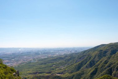 Shanxi, Çin - 12 Eylül 2015: Juewei dağın Taiyuan manzara. Taiyuan Shanxi, Çin ünlü bir manzara.