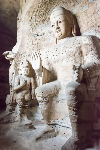 Shanxi, Çin - 17 Eylül 2015: Budda heykeller, Yungang mağarasını (Unesco Dünya Mirası Sit Alanı). ünlü tarihi bir site: Datog, Shanxi, China. — Stok fotoğraf