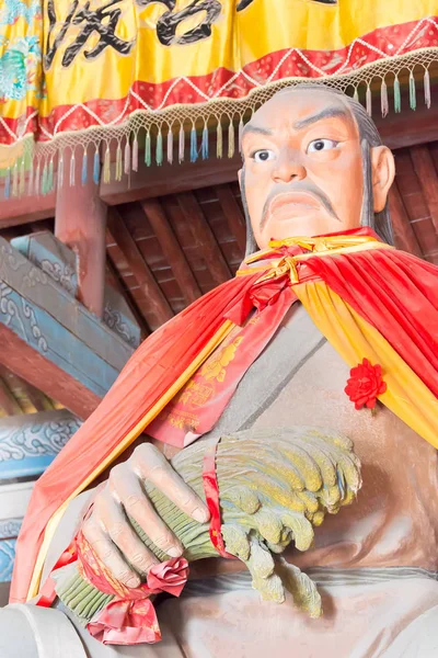 SHANXI, CHINA - Aug 29 2015: Yao Statue at Yao Temple. a famous historic site in Linfen, Shanxi, China. — Stock Photo, Image