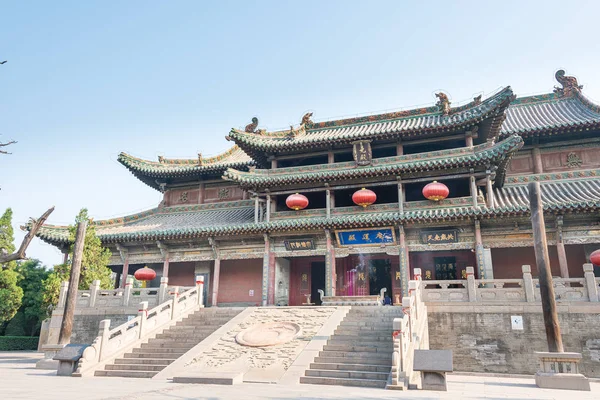 ШАНКСИ, Китай - 29 августа 2015 года: Храм Яо. известный исторический памятник в Линьчжоу, Шаньси, Китай . — стоковое фото