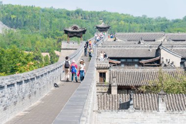 Shanxi, Çin - 05 Eylül 2015: Wang aile avlusuna gelsinler. ünlü tarihi bir site içinde Lingshi, Jinzhong, Shanxi, China.