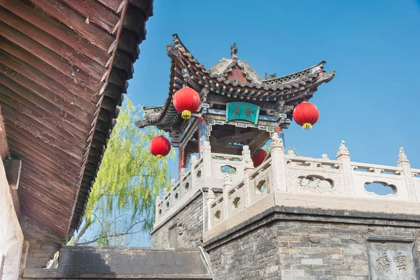 SHANXI, CHINA - 05 de septiembre de 2015: Wang Family Courtyard. un sitio histórico famoso en Lingshi, Jinzhong, Shanxi, China . — Foto de Stock