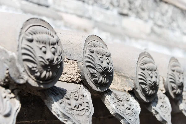 SHANXI, CINA 05 / 09 / 2015: Cortile della famiglia Wang. un famoso sito storico a Lingshi, Jinzhong, Shanxi, Cina . — Foto Stock