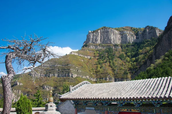 山西省、中国 - 2015 年 9 月 19 日: Heng のシャン。渾源、中国山西省大同市で有名な風景. — ストック写真