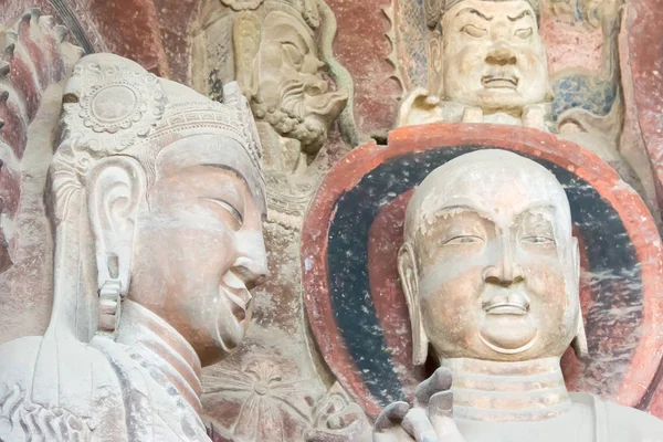 Huangze 사원에서 Sichuan, 중국-3 월 29 2015: 부처님 동상. 광원, 쓰촨 성, 중국에서 유명한 역사 사이트. — 스톡 사진