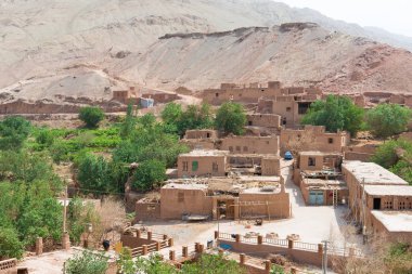 Doğu Türkistan, Çin - 05 Mayıs 2015: Tuyuk Valley(Tuyugou) doğal nokta. Turfan, Doğu Türkistan, Çin'in ünlü tarihi bir site.
