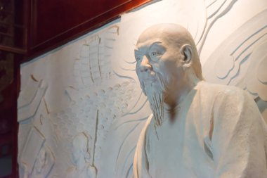 Doğu Türkistan, Çin - 12 Mayıs 2015: Lin Zexu heykele Lin Zexu Anıt Müzesi. Gulca, Ili, Sincan, Çin'deki ünlü tarihi bir site.