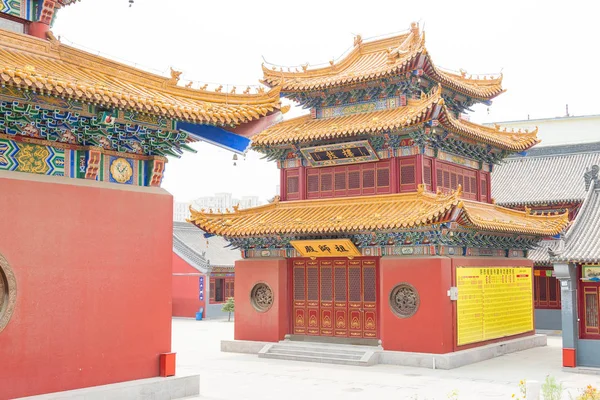 Inre Mongoliet, Kina - Aug 13 2015: Guanyin templet. en berömd historisk plats i Hohhot, inre Mongoliet, Kina. — Stockfoto