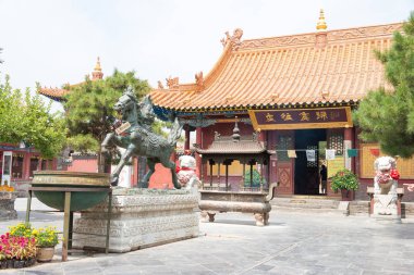 İç Moğolistan, Çin - 13 Ağustos 2015: Dazhao rahipleri. Hohhot, Inner Mongolia, China içinde ünlü tarihi bir site.