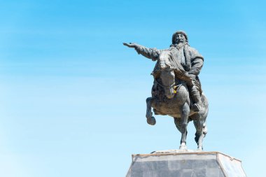 İç Moğolistan, Çin - 10 Ağustos 2015: Kubilay Han heykel Kubilay Meydanı'Zhenglan Banner, Xilin Gol, Inner Mongolia, China.