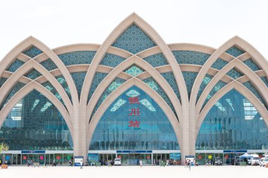 Ningxia, China - 19 Ağustos 2015: Yinchuan tren istasyonu, Yinchuan, Ningxia, China.