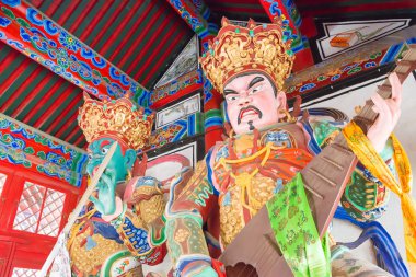 Liaoning, Çin - 05 Ağustos 2015: Budda heykeller Shisheng Tapınağı'nda. Qing Hanedanı İmparator özellikleri için inşa edilmiştir. Shenyang, Liaoning, Çin için ünlü tarihi bir site.