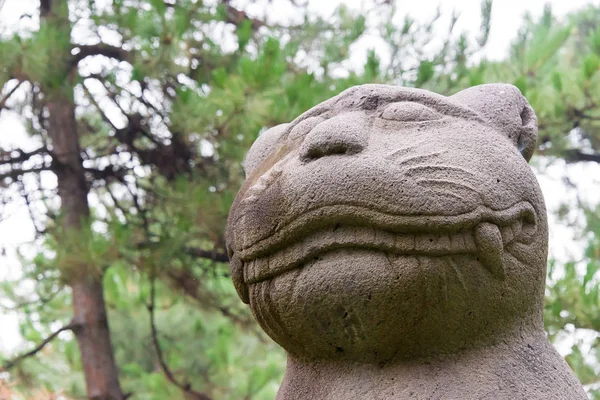 Liaoning, Chiny - 31 Jul 2015: Statua w Fuling Tomb(Unesco World Heritage site). słynnym historic witryny w Shenyang, Liaoning, Chiny. — Zdjęcie stockowe