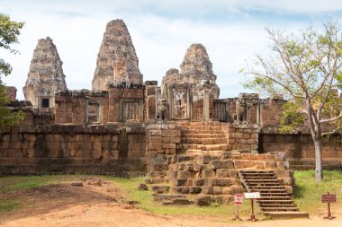Siem Reap, Kamboçya - 11 Aralık 2016: Doğu Mebon Angkor içinde. bir ünlü Ören (Unesco Dünya Mirası) Angkor, Siem Reap, Kamboçya.