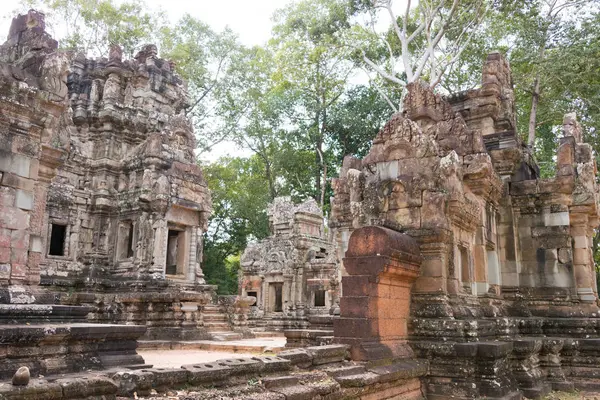 シェムリ アップ, カンボジア - 2016 年 11 月 30 日: チャウ ・ サイ ・ テボーダ アンコール。アンコールは、シェムリ アップ、カンボジアで有名な史跡 (ユネスコ世界遺産). — ストック写真
