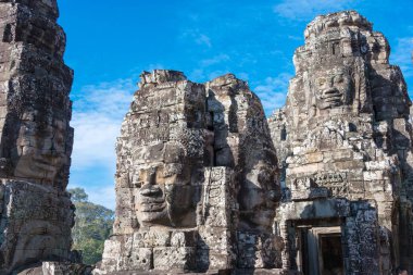 Siem Reap, Kamboçya - 08 Aralık 2016: Bayon Tapınağı Angkor Thom. bir ünlü Ören (Unesco Dünya Mirası) Angkor, Siem Reap, Kamboçya.