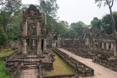 Siem Reap, Kamboçya - 13 Aralık 2016: Preah Khan Angkor içinde. bir ünlü Ören (Unesco Dünya Mirası) Angkor, Siem Reap, Kamboçya.