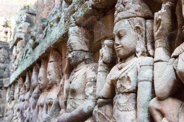 Siem Reap, Kamboçya - 10 Aralık 2016: Teras, Angkor Thom cüzzamlı Kral yardım. bir ünlü Ören (Unesco Dünya Mirası) Angkor, Siem Reap, Kamboçya.