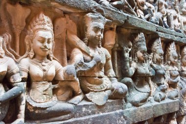 Siem Reap, Kamboçya - 10 Aralık 2016: Teras, Angkor Thom cüzzamlı Kral yardım. bir ünlü Ören (Unesco Dünya Mirası) Angkor, Siem Reap, Kamboçya.