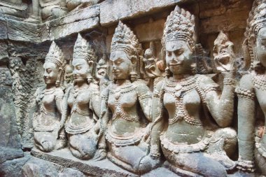 Siem Reap, Kamboçya - 10 Aralık 2016: Teras, Angkor Thom cüzzamlı Kral yardım. bir ünlü Ören (Unesco Dünya Mirası) Angkor, Siem Reap, Kamboçya.