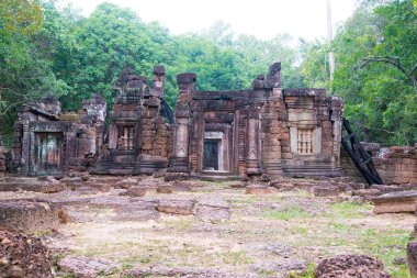 Siem Reap, Kamboçya - 13 Aralık 2016: Krol Ko Angkor içinde. bir ünlü Ören (Unesco Dünya Mirası) Angkor, Siem Reap, Kamboçya.