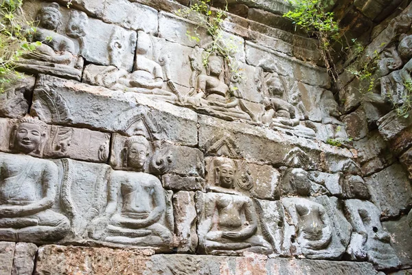 Siem Reap, Kambodža - Dec 10 2016: Reliéf Preah Pithu v Angkor Thom. slavné historické místo (světového dědictví Unesco) v Angkor, Siem Reap, Kambodža. — Stock fotografie