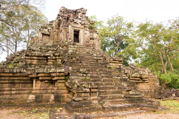 Siem reap, Kambodscha - 10. Dezember 2016: preah pithu in angkor thom. eine berühmte historische Stätte (UNESCO-Weltkulturerbe) in angkor, siem reap, Kambodscha. — Stockfoto
