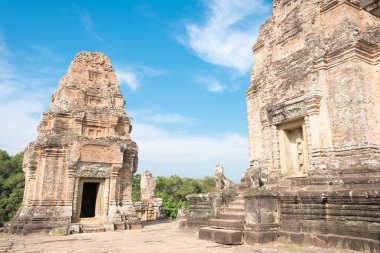 Siem Reap, Kamboçya - 11 Aralık 2016: Doğu Mebon Angkor içinde. bir ünlü Ören (Unesco Dünya Mirası) Angkor, Siem Reap, Kamboçya.