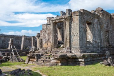 Preah Vihear, Kamboçya - 03 Aralık 2016: Preah Vihear Tapınağı. Preah Vihear Kamboçya yılında ünlü tarihi sitesi (Unesco Dünya Mirası).