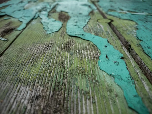 Holz Hintergrund mit alten grünen Schälfarbe — Stockfoto