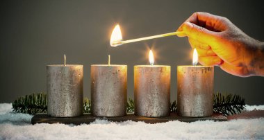 Dört gecici mumları ile eşleşir