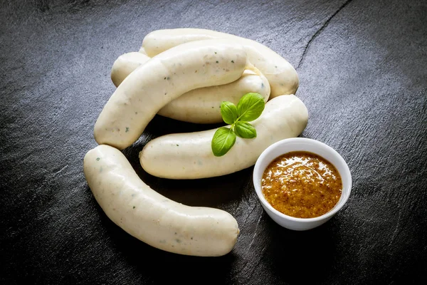 Salsicha branca original de Munique com mostarda doce — Fotografia de Stock