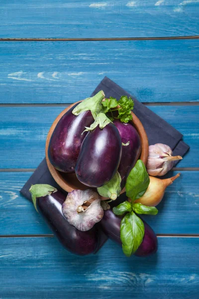 Taze sağlıklı patlıcan 