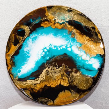 Orijinal epoksi reçine sanatının bir parçası.