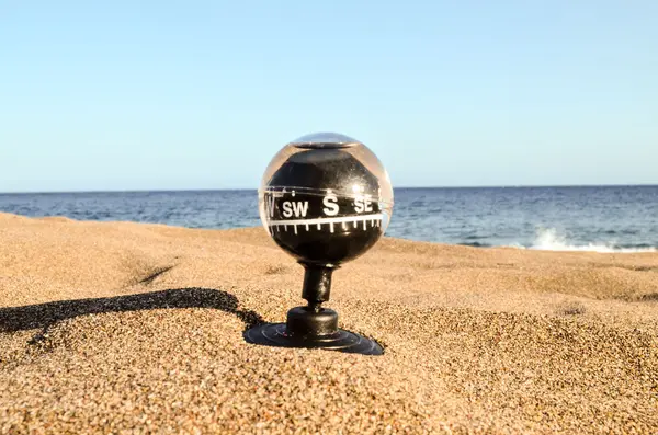 Photo Picture Compass Sand Beach — Stock Photo, Image