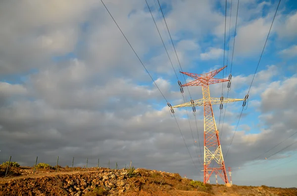 Pylon Energia Torre Transmissão Elétrica Alta Tensão — Fotografia de Stock