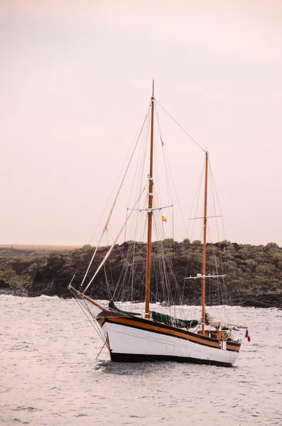 Bateau Voile Vintage Bois Vesessel Dans Océan — Photo