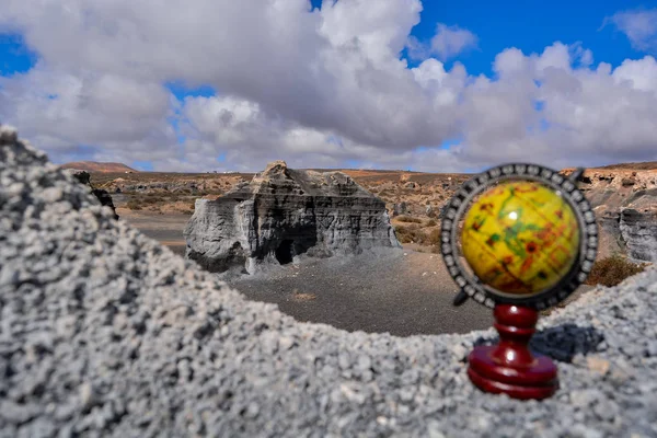 Conceptual Photo Picture Globe Earth Object Dry Desert — 스톡 사진