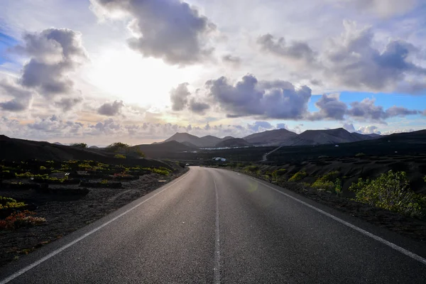 Asfalt Lonely Road — Stockfoto