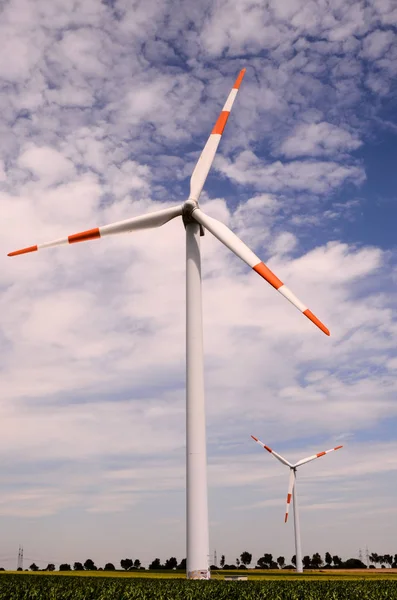 Windmill rüzgar türbini — Stok fotoğraf