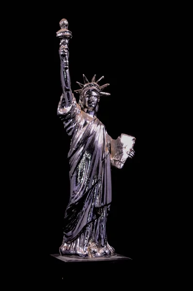 Standbeeld van zilver grijze handgemaakte Liberty — Stockfoto
