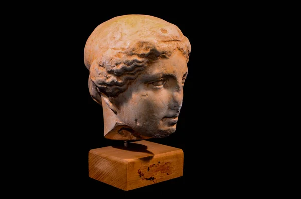 Head of the Ancient Greek Statue Isolated — Stock Photo, Image
