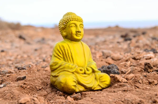 Eine alte Buddha-Statue — Stockfoto