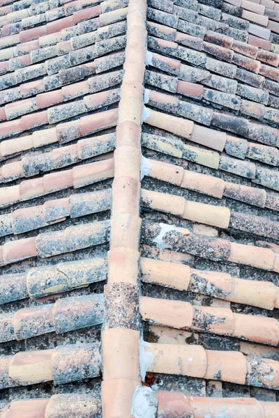 Dlaždice na texturu střechy budovy — Stock fotografie