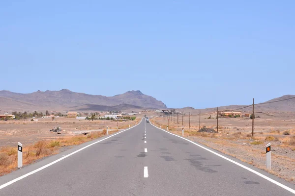 Asfalto Lonely Road —  Fotos de Stock