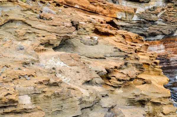 Formazione basaltica di roccia vulcanica a Gran Canaria — Foto Stock