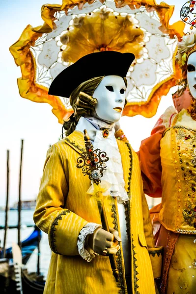 Carnaval tradicional máscara de Venecia — Foto de Stock