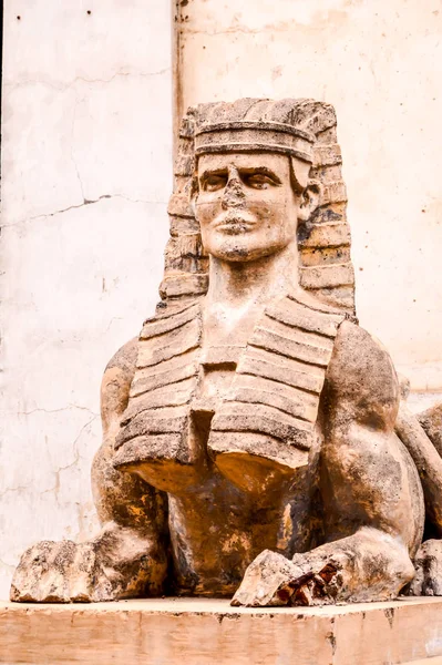 Esfinge del antiguo templo de mampostería en Tenerife —  Fotos de Stock