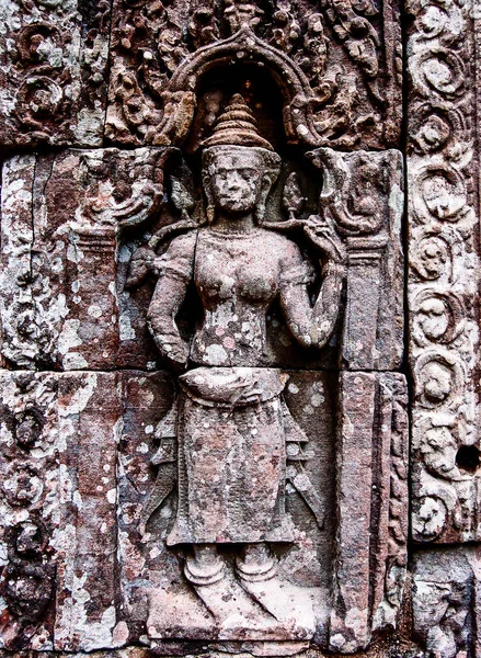 Una statua in bassorilievo della cultura Khmer — Foto Stock